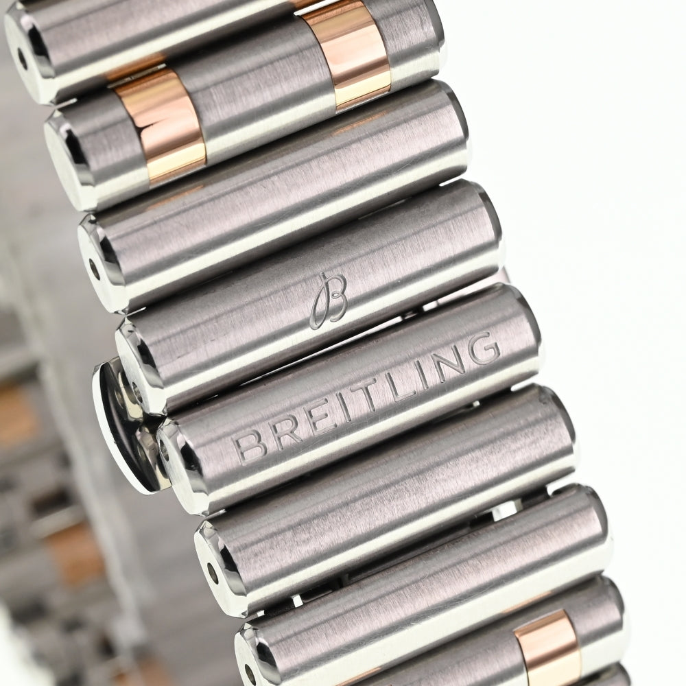 with paper BREITLING Super Chronomat B01 UB0136 Chronograph Date green Dial Automatic Men's
 Watch A#136613