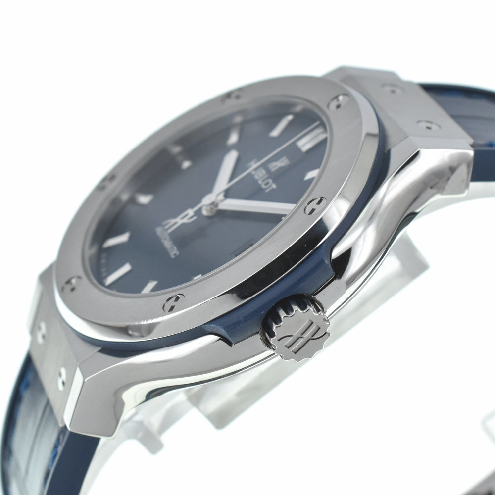 HUBLOT Classic fusion 565.NX.7170.LR Date Titanium blue Dial Automatic Men's
 Watch A#138349