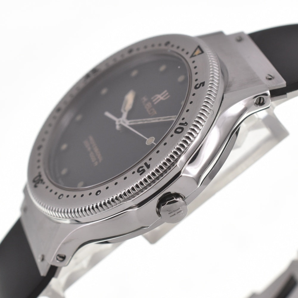 HUBLOT MDM Professional 300M 1550.127.1 Date Stainless Steel / Rubber black Dial Automatic Men's
 Watch G#139124