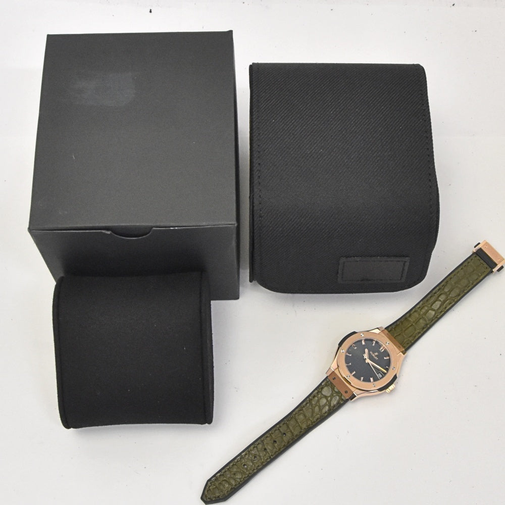 HUBLOT Classic Fusion King Gold Green 581.OX.8980.LR green Dial Quartz Ladies
 Watch A#141756
