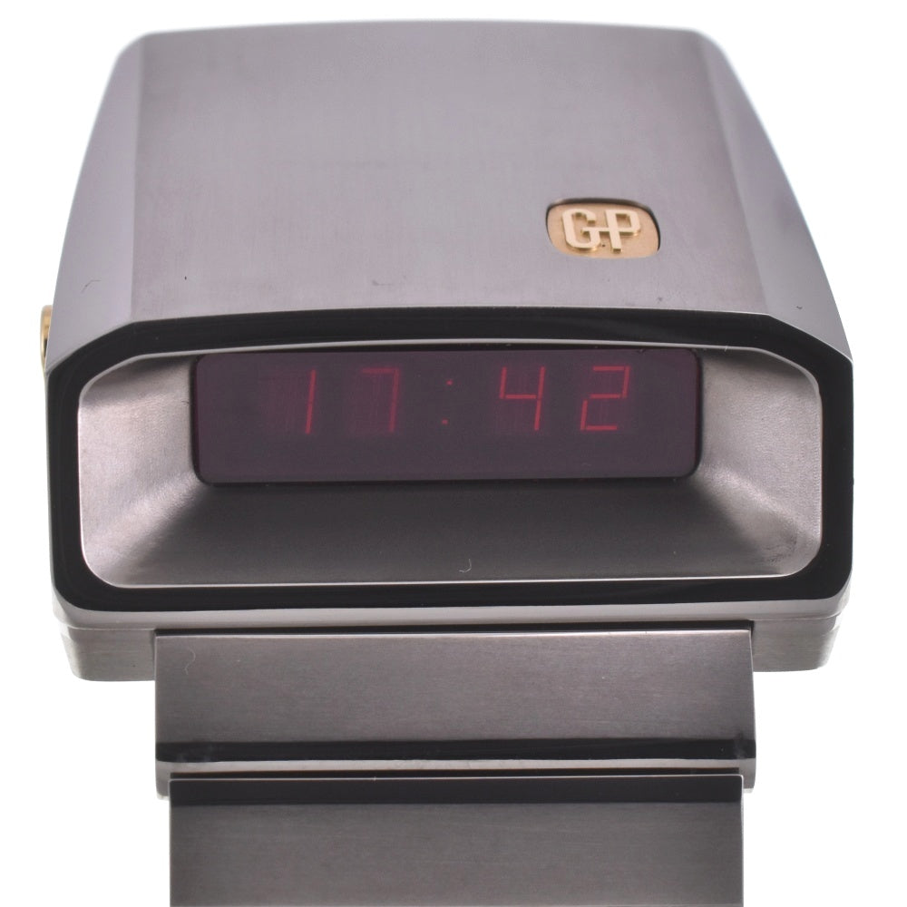 GIRARD-PERREGAUX Newsboy 2.0 39800-21-3199-6CM Titanium, limited to 820 pieces worldwide Red Dial Quartz Men's
 Watch G#141811