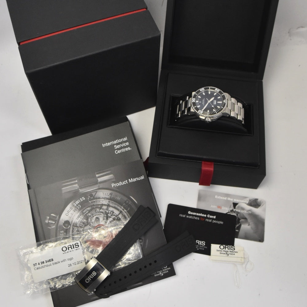 with paper ORIS Aquis Date 01 733 7653 4154-07 black Dial Automatic Men's
 Watch J#142812