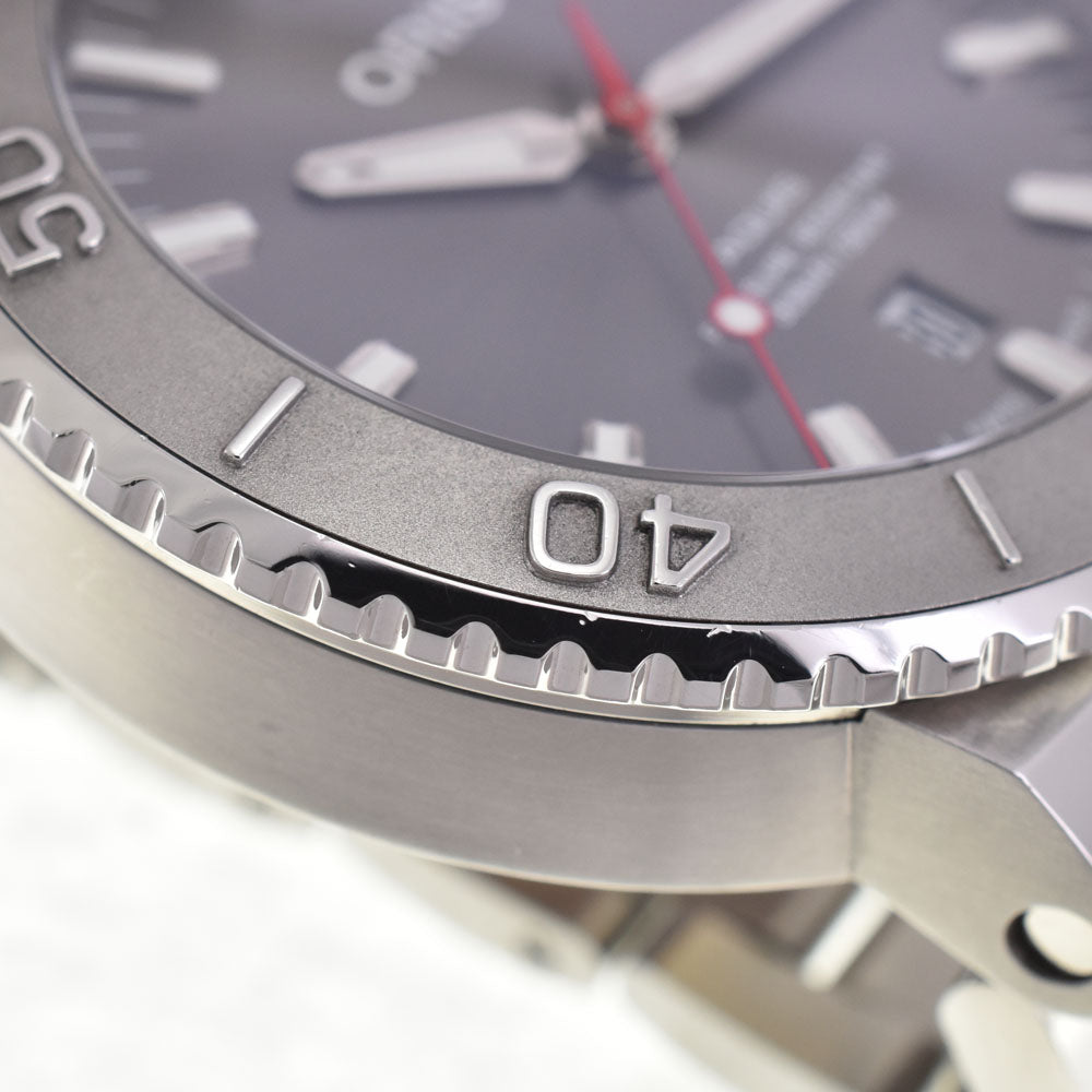 with paper ORIS Aquis Date Relief 01 733 7730 4153 gray Dial Automatic Men's
 Watch M#145563