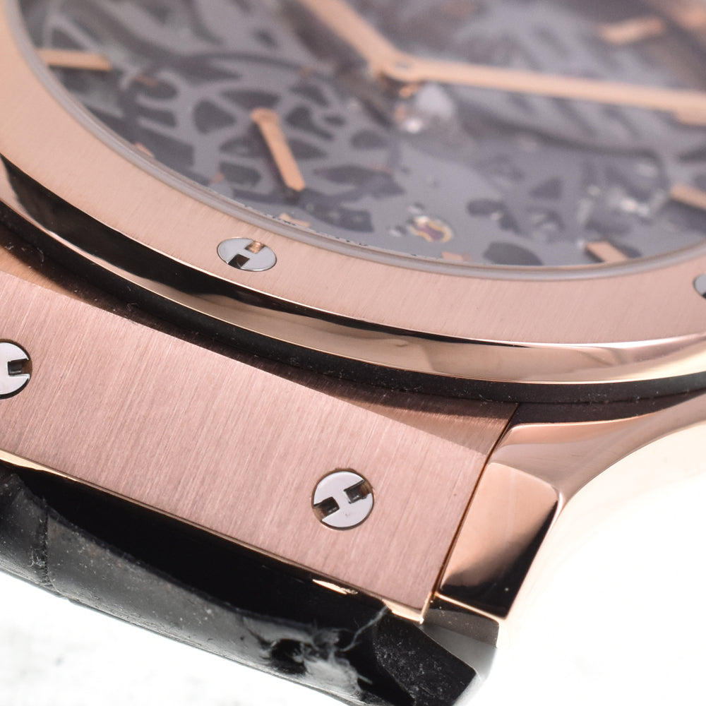 with paper HUBLOT Lasik Fusion Classico Ultra Thin Skeleton 515.OX.0180.LR black Dial Hand Winding Men's
 Watch O#145633