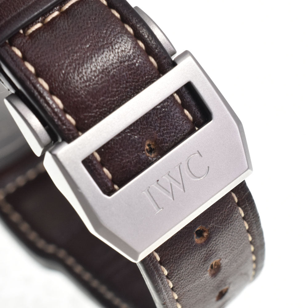 with paper IWC SCHAFFHAUSEN Big Pilot Heritage IW501004 Power reserve black Dial Automatic Men's
 Watch C#147368