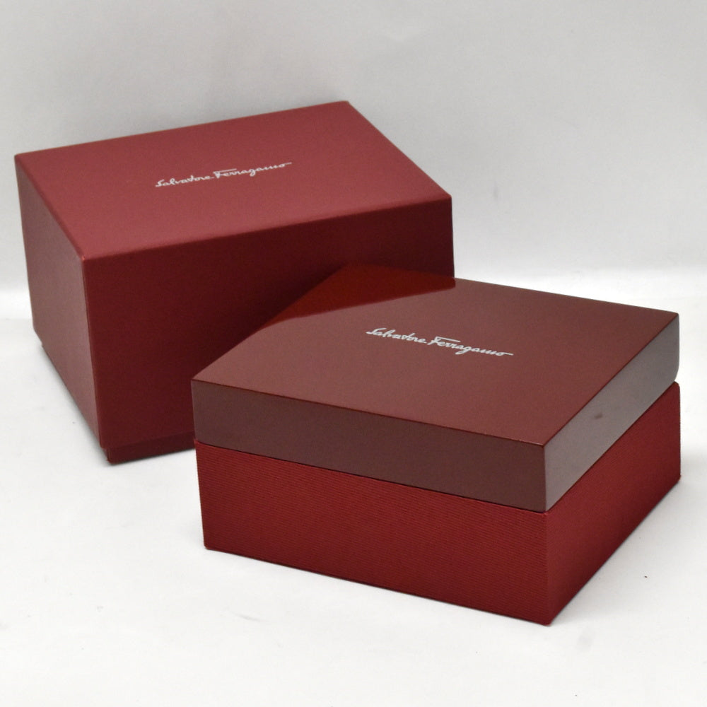 Salvatore Ferragamo Watch case Unisex
 Watch Z#V1212